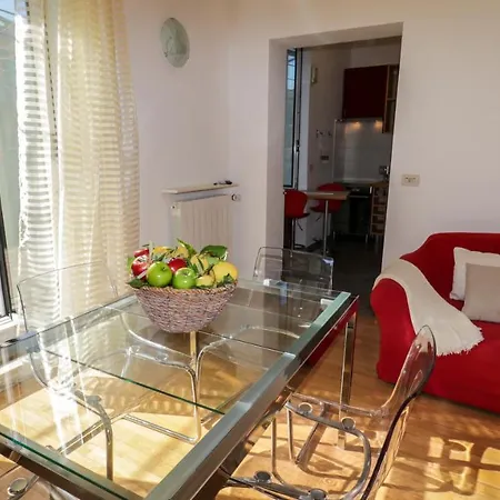 Sole, Terrazza, Centro Citta E Wi-fi Veloce! * Γένοβα