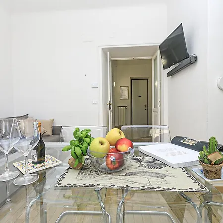 Sole, Terrazza, Centro Citta E Wi-fi Veloce! *