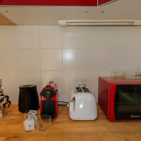 Sole, Terrazza, Centro Citta E Wi-fi Veloce! Appartement Genua