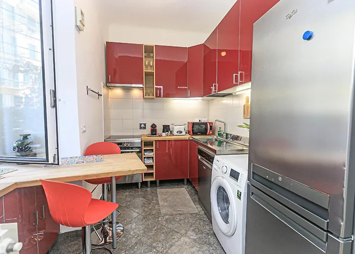 Sole, Terrazza, Centro Citta E Wi-fi Veloce! *